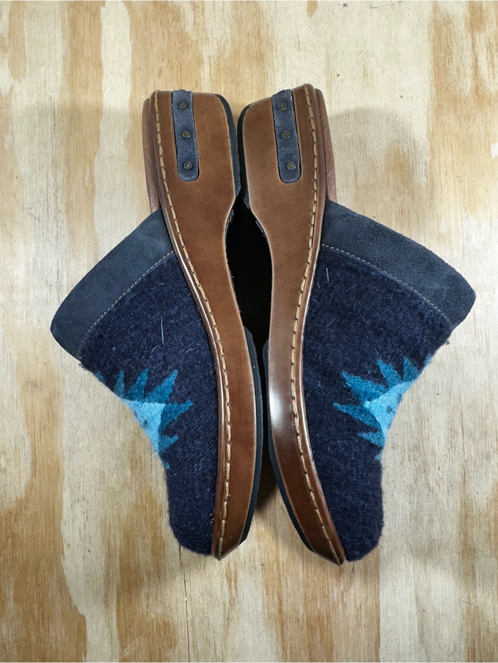 Born Bandy Aztec Blue Patterned Wool Slip-On Clogs Women’s Size 10 - Picture 4 of 10